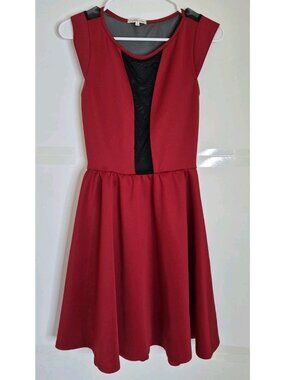 Charlotte Russe Cap Sleeve Red Black Evening Dress Women's Size S